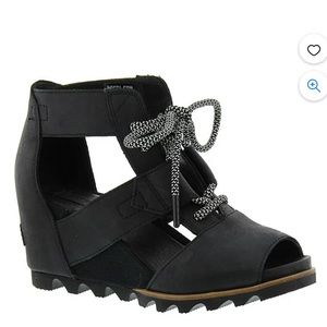 Sorel Womens JOANIE LACE WEDGE SANDAL